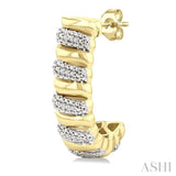 1/10 Ctw Bold Ribbed Swirl Round Cut Diamond Pirouette Fashion Half Hoop Earrings in Yellow Gold Vermeil