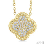 1/5 Ctw Round Cut Diamond Rope Border Clover Motif Fashion Pendant With Chain in 10K Yellow Gold