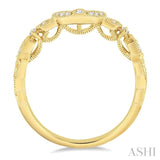 1/6 ctw Round Cut Diamond Wedding Band in 14K Yellow Gold