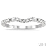 1/4 Ctw Curved Center Baguette and Round Cut Diamond Wedding Band in 14K White Gold