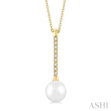 7 MM Round Shape Cultured Pearl and 1/10 Ctw Petite Round Cut Diamond Fashion Pendant With Chain in 10K Yellow Gold