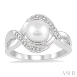 Silver Pearl & Diamond Ring