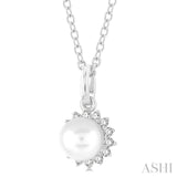 Pearl & Petite Diamond Fashion Pendant